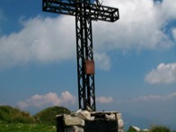 Cross at the top of Cima Parì